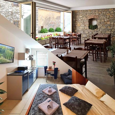 Restaurant & Apartments Getaway Pri Kobalu Vipava Esterno foto